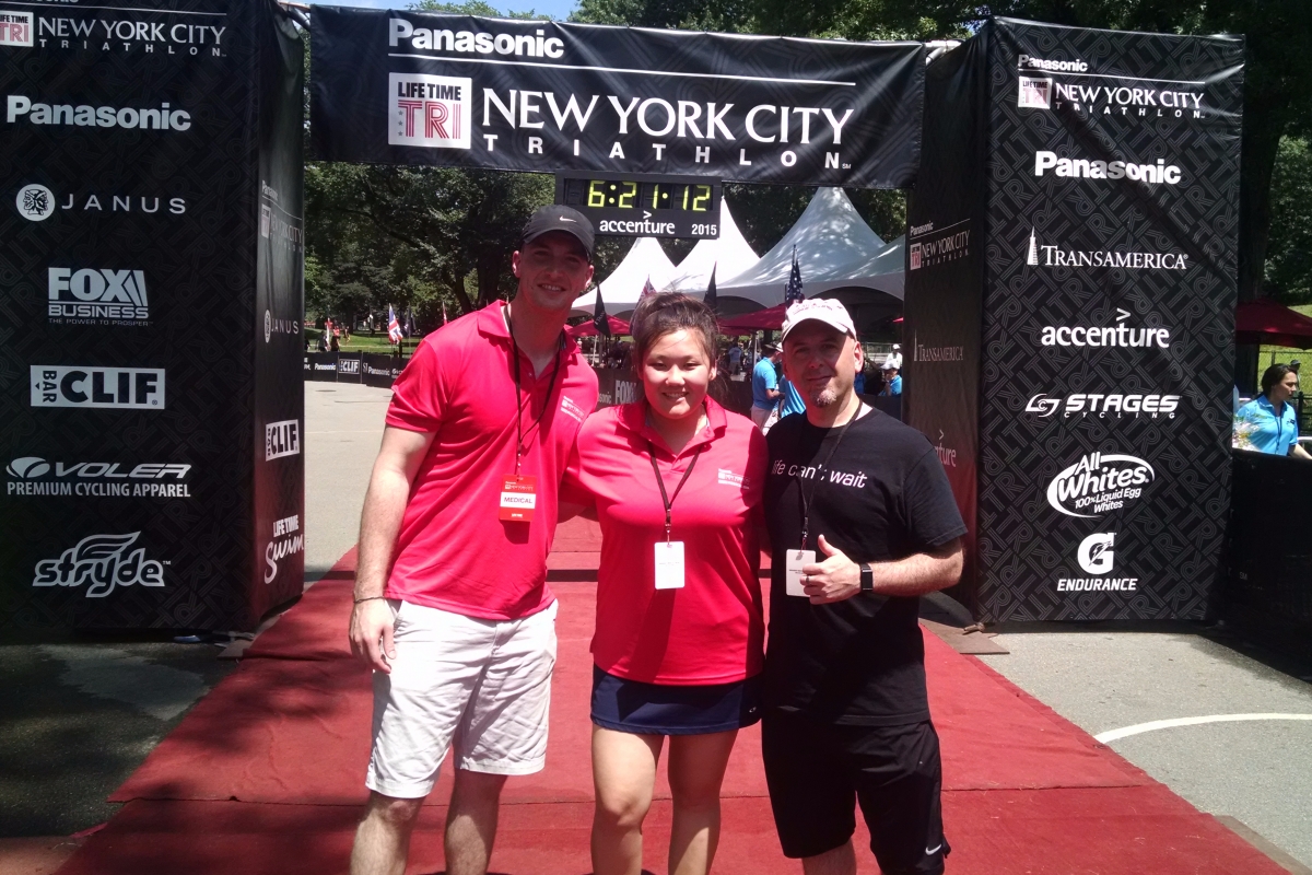 SPEAR Physical Therapists volunteer to help athletes at the NYC Triathlon in 2015