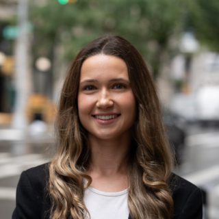 Angela Koziarz headshot